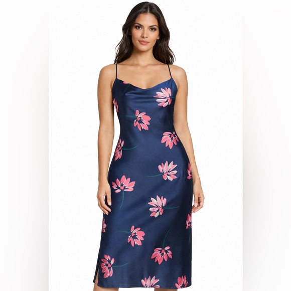 All in Favor Dresses & Skirts - All in Favor Navy and Pink Floral Midi Dress 🌷